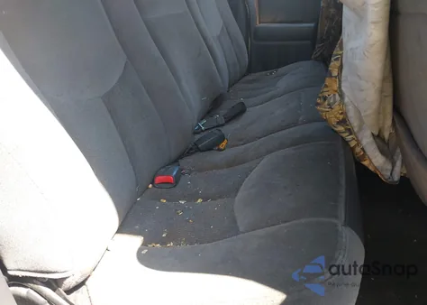 2004 GMC Sierra 1500 Sle z USA, uszkodzony, nr VIN 2GTEK19T241153170